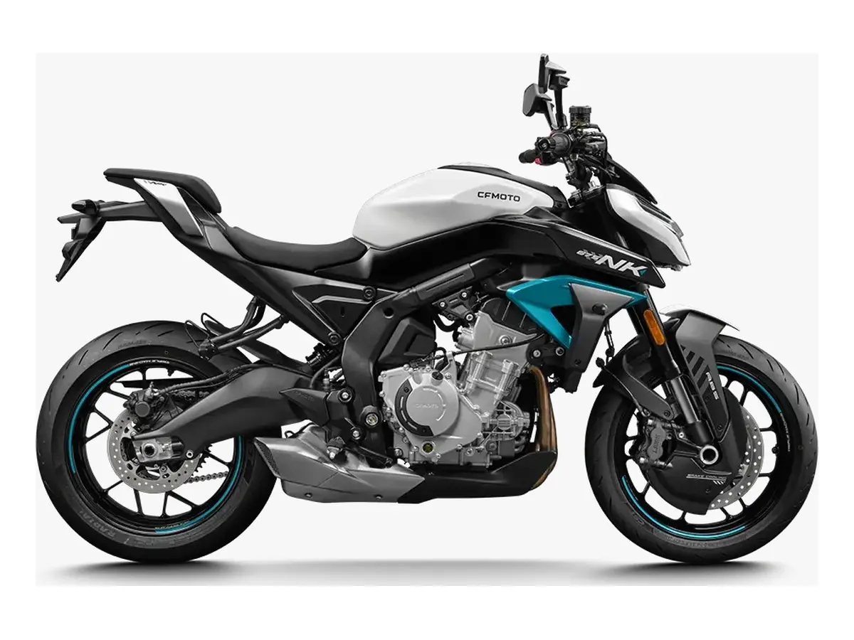 Motocicleta CFMOTO 675NK 2026
